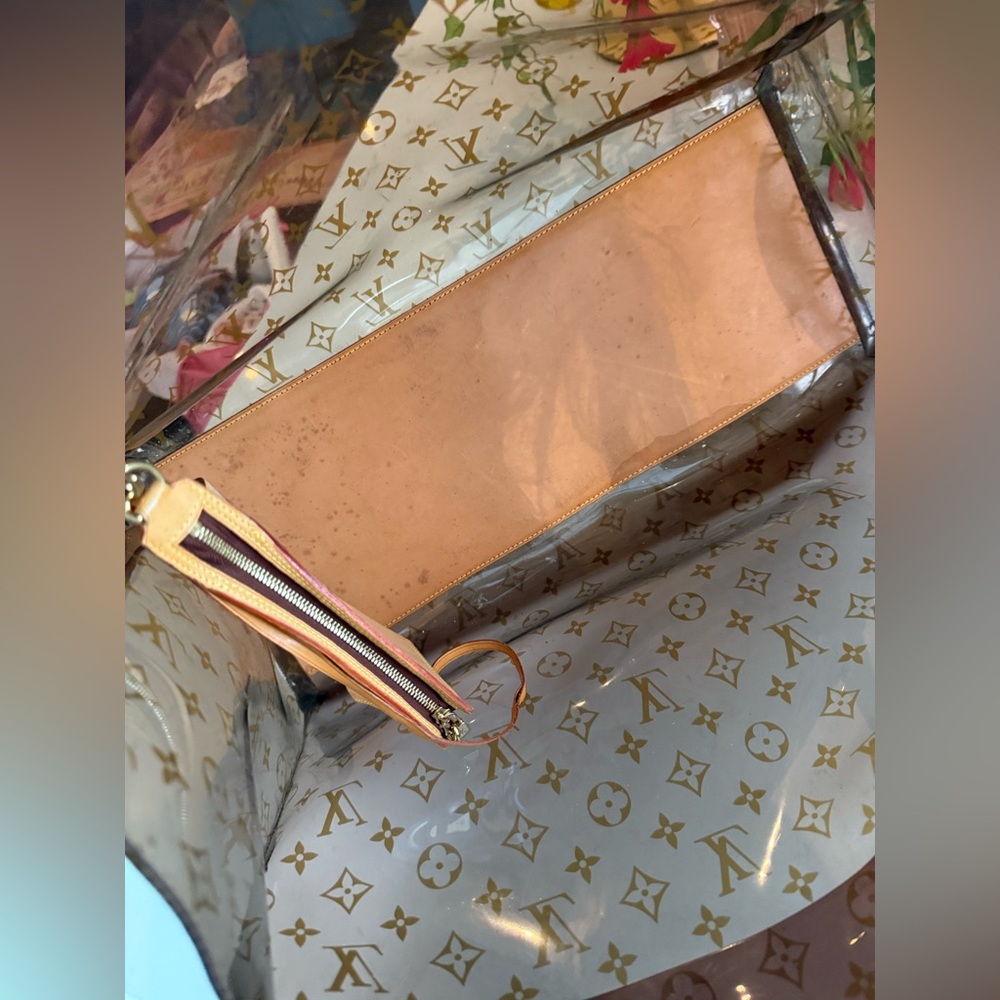 Louis Vuitton Translucent Monogram Ambre Cabas Cruise GM Clear Tote w/ LV Pouch - Picture 8 of 16
